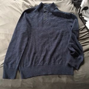 Urban pipeline male sweater